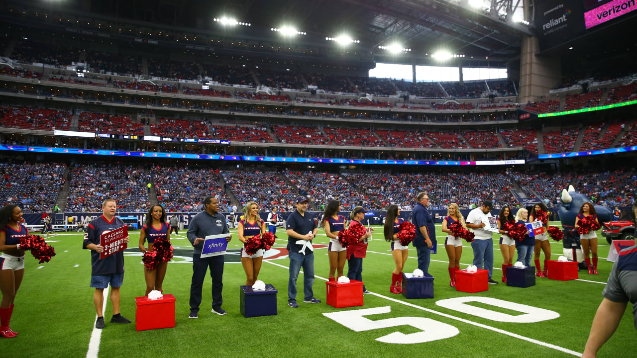 In honor of Fan Appreciation Day presented by Verizon, fans at the game had  the opportunity to win 21 different prizes valued at more than $30,000  throughout the game.