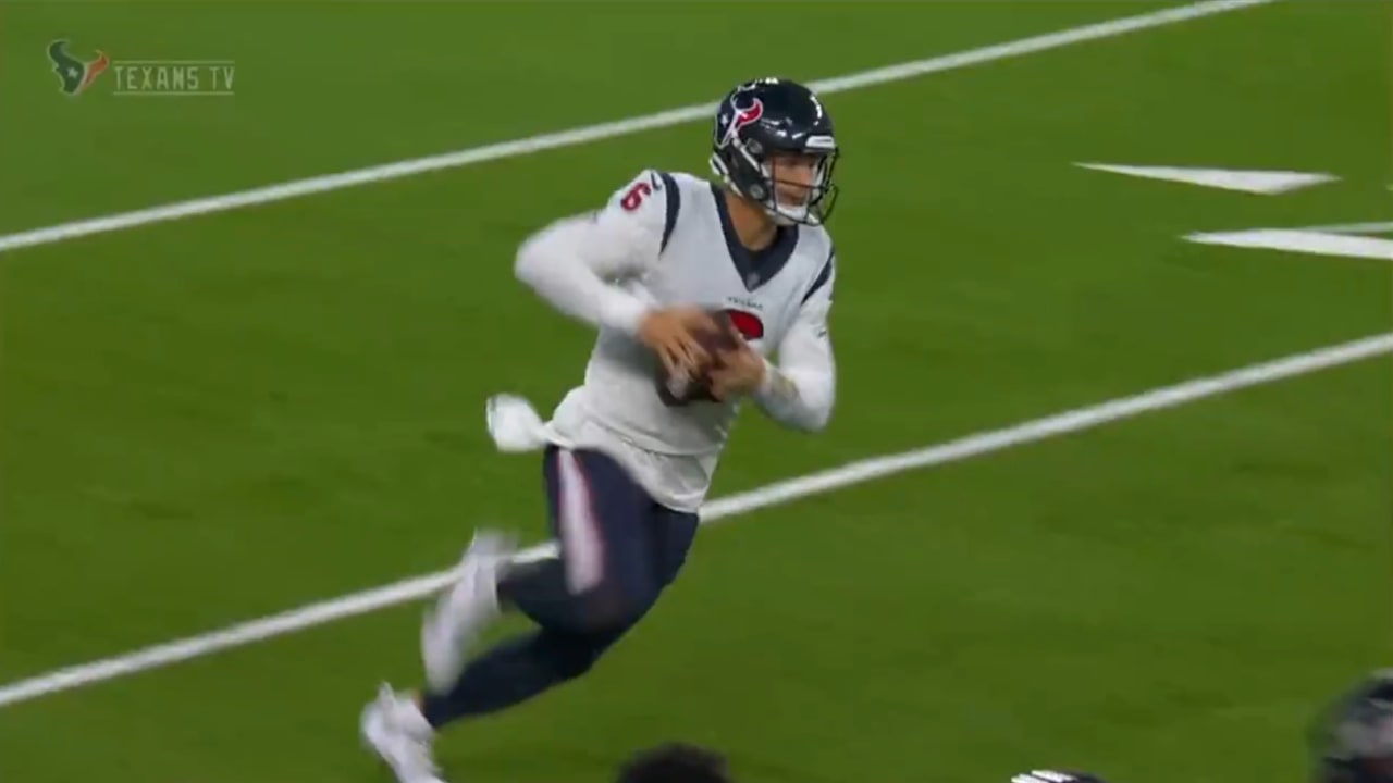 Houston Texans quarterback Jeff Driskel throws a pass during an