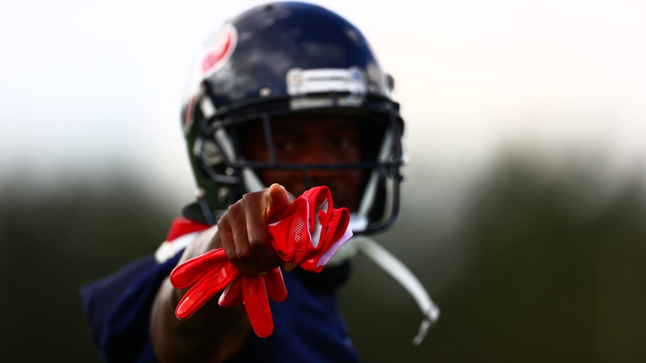 NFL second-year quarterback progress report: Texans' Davis Mills says, 'I  feel like I'm at a good spot'