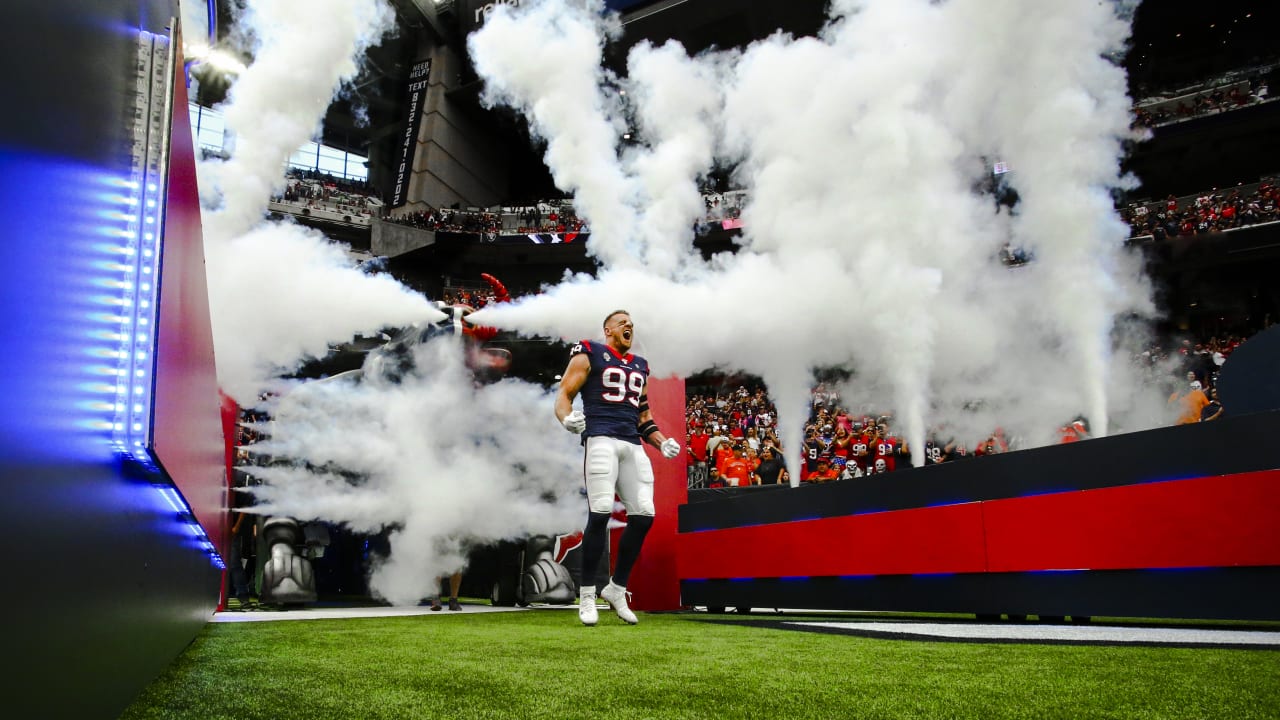 Spotlight on J.J. Watt in return for Texans playoff game against Bills