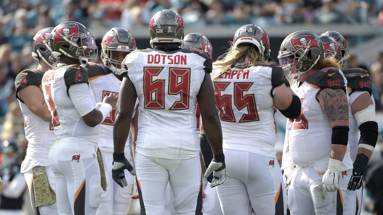 Buccaneers tight end O.J. Howard wants the team to change its jerseys