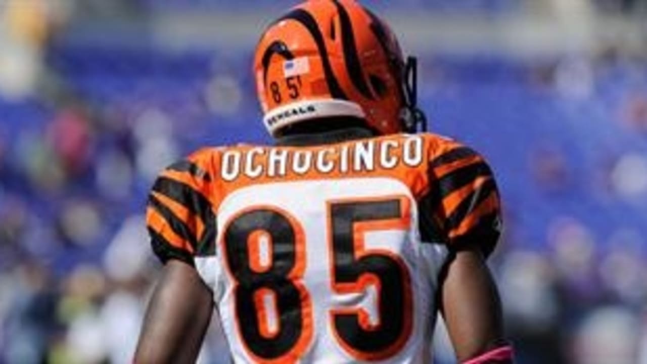 Bengals appear to be early winners in Chad Ochocinco, Carson