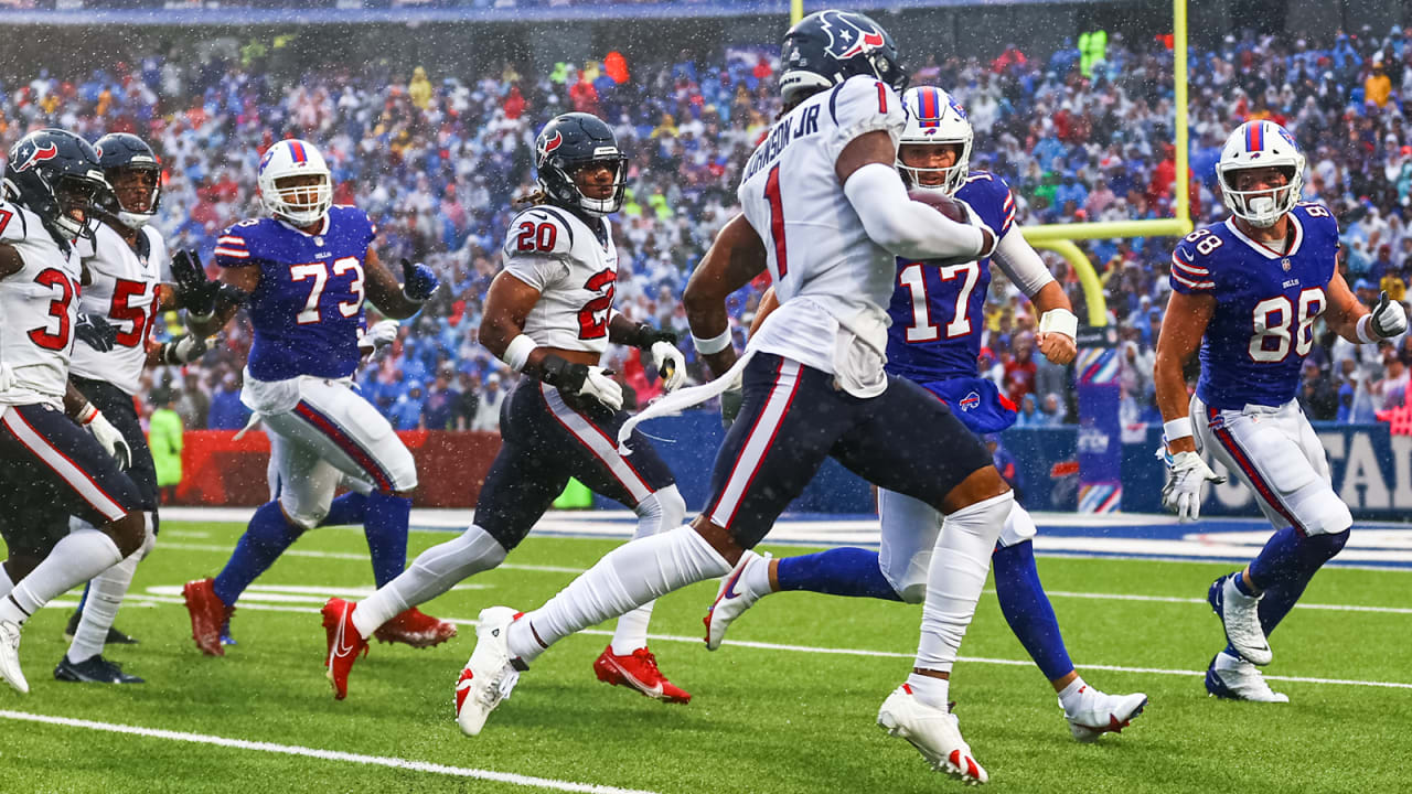 Buffalo Bills quarterback Josh Allen (17) runs onto the field prior to the  second half of an NFL football game against the Houston Texans in Orchard  park, N.Y., Sunday Oct. 3, 2021. (