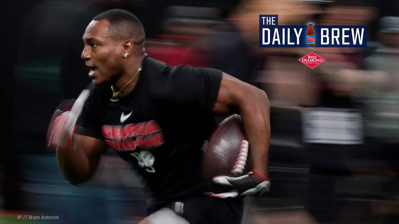 Lovie Smith and Nick Caserio discuss how they evaluate NFL Draft prospects during their Pro Day visits. - Vimarsana News