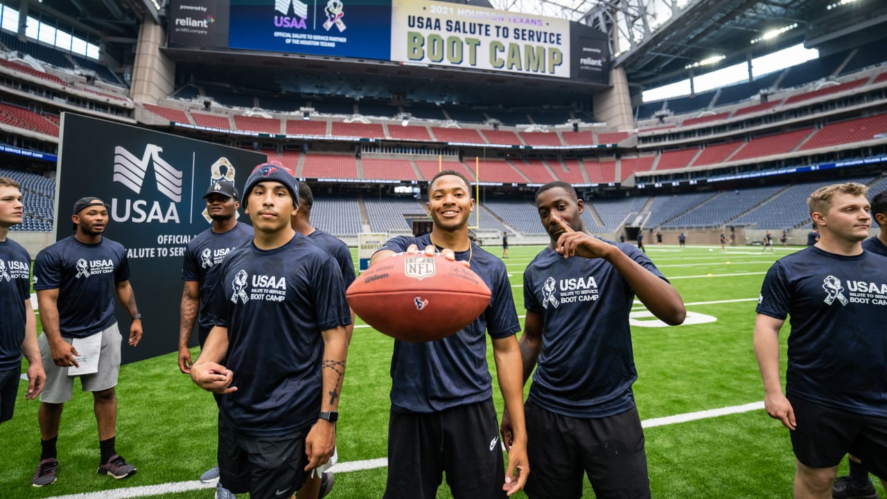 Raiders Host Local Military for USAA's Salute to Service NFL Boot Camp