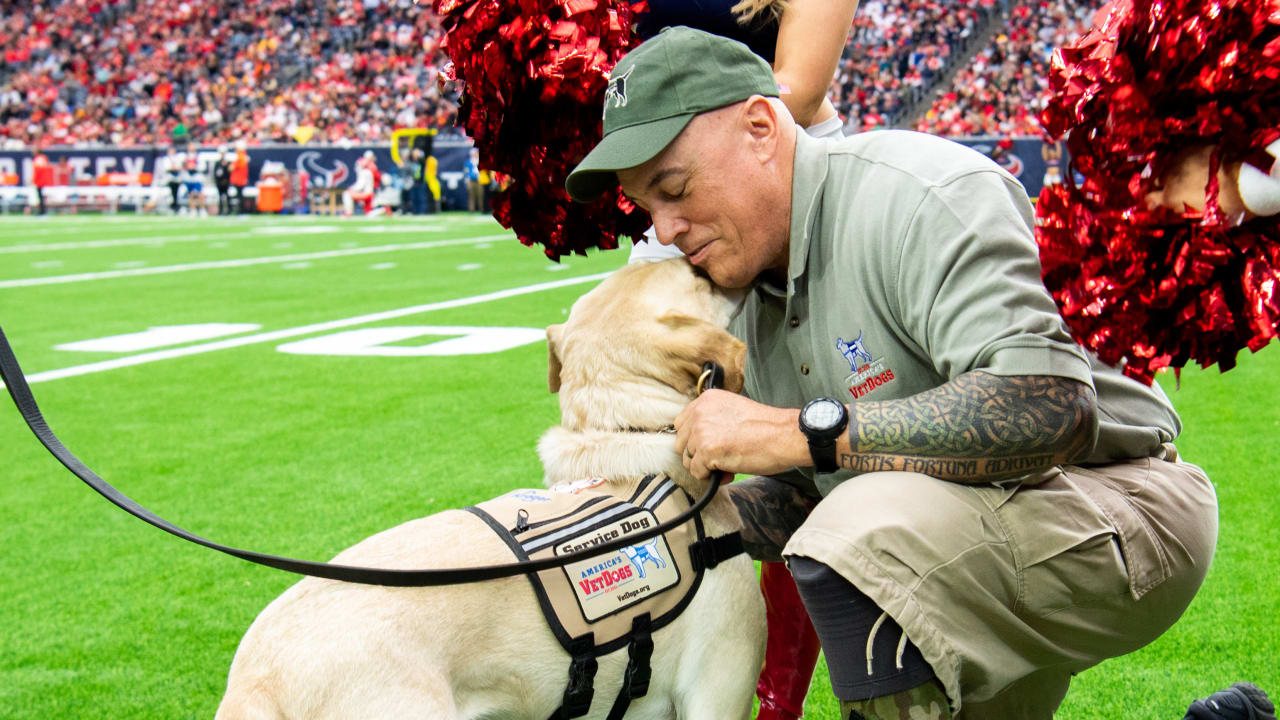 Texans Pup presented by Kroger