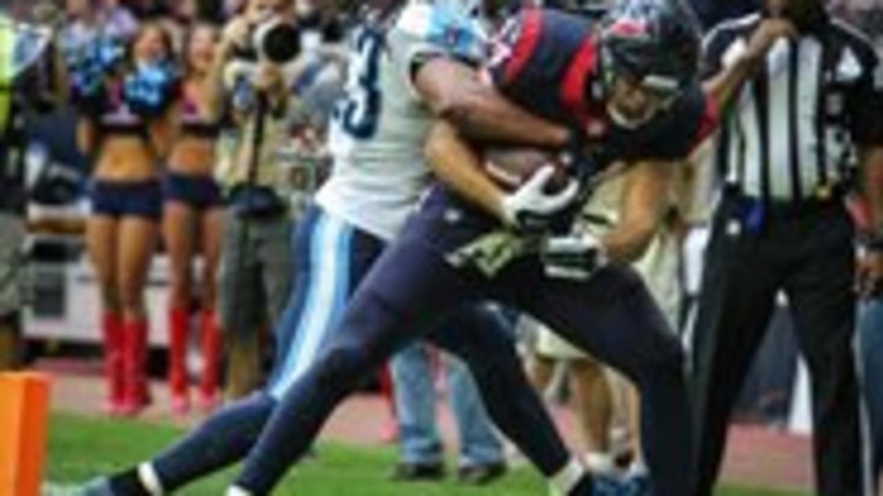 Ryan Fitzpatrick throws six TD passes in Texans' rout of Titans