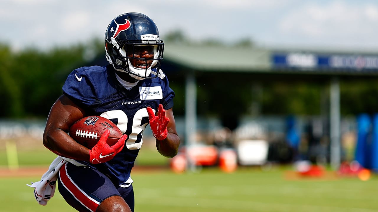 RB Devin Singletary is nicknamed 'Motor', pumped about the 2023 Texans offense, shared about his