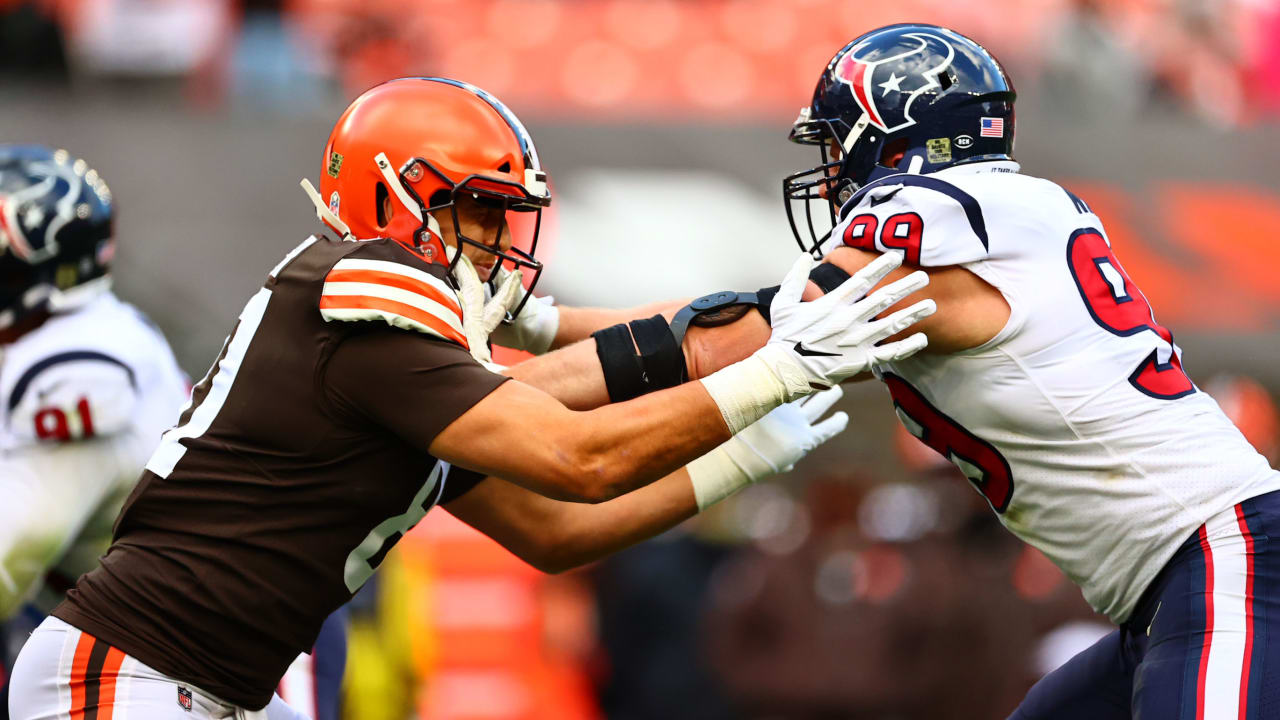 Wild weather during the Cleveland Browns-Houston Texans game, November 15,  2020 