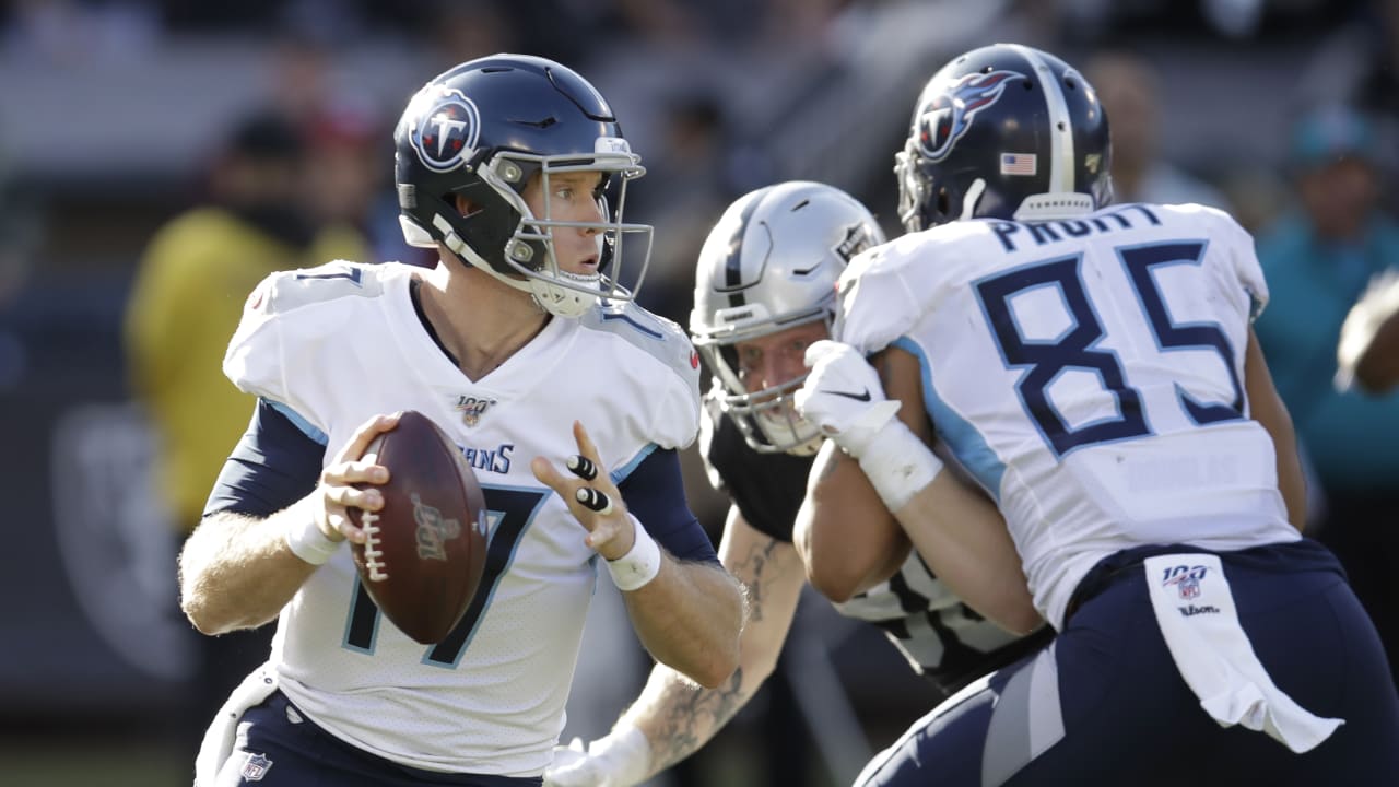 Tennessee Titans on X: Ryan Tannehill (@ryantannehill1) named AFC  Offensive Player of the Month 