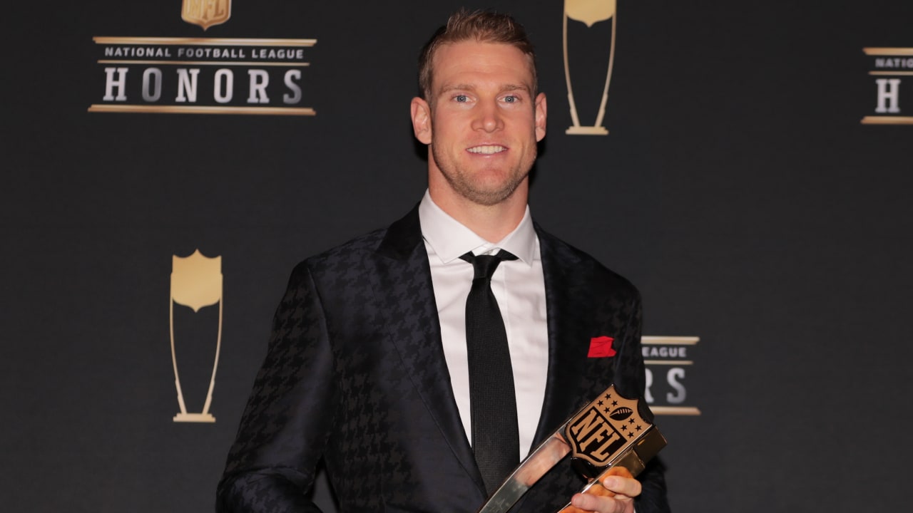 Titans QB Ryan Tannehill Named NFL's Comeback Player of the Year at NFL  Honors Prior to Super Bowl LIV