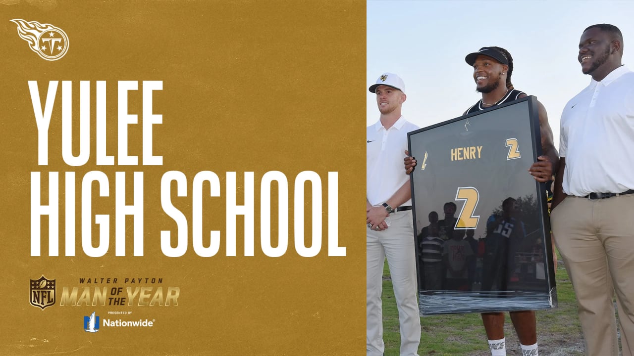 Derrick Henry Goes Back to Help Yulee High School Walter Payton Man