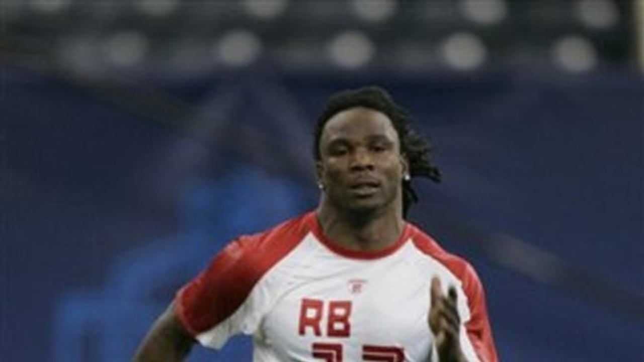 Former Titans RB Chris Johnson claims he ran a 4.18 40-yard dash