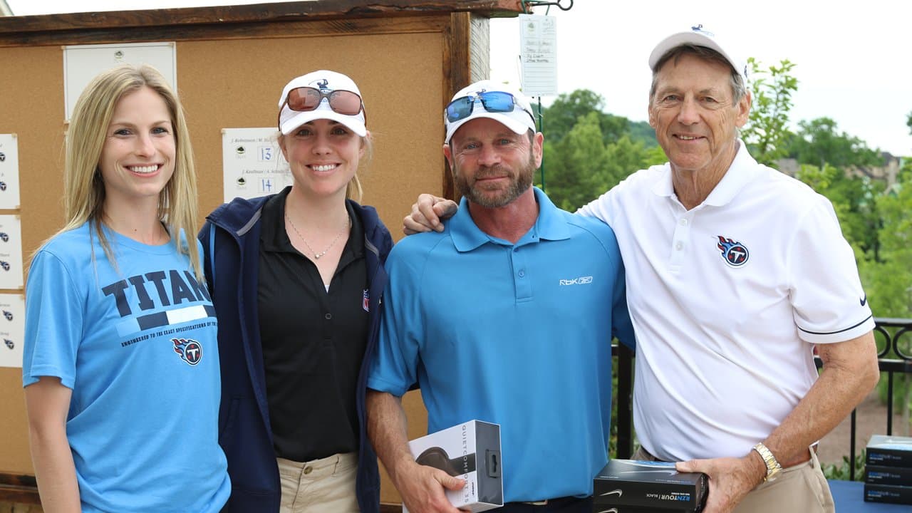 Titans Staff, Coaches Enjoy Annual Golf Tournament