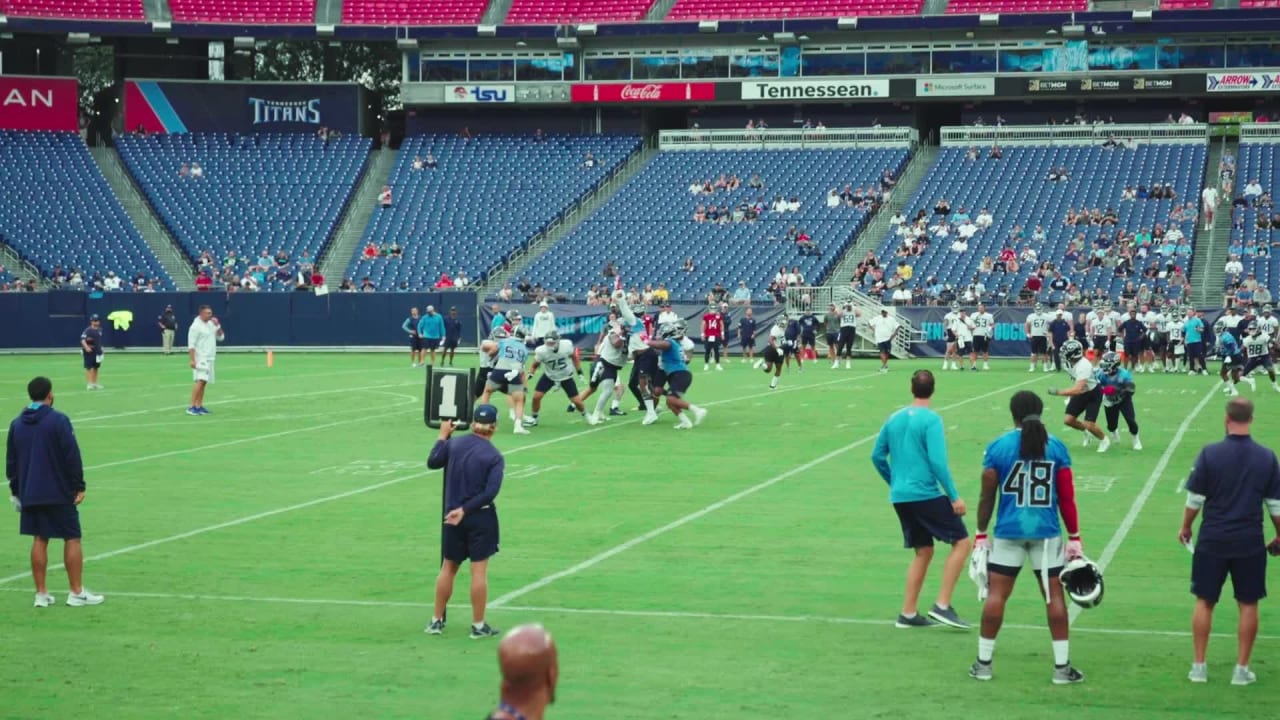 Fans at Nissan Stadium Titans Open Practice