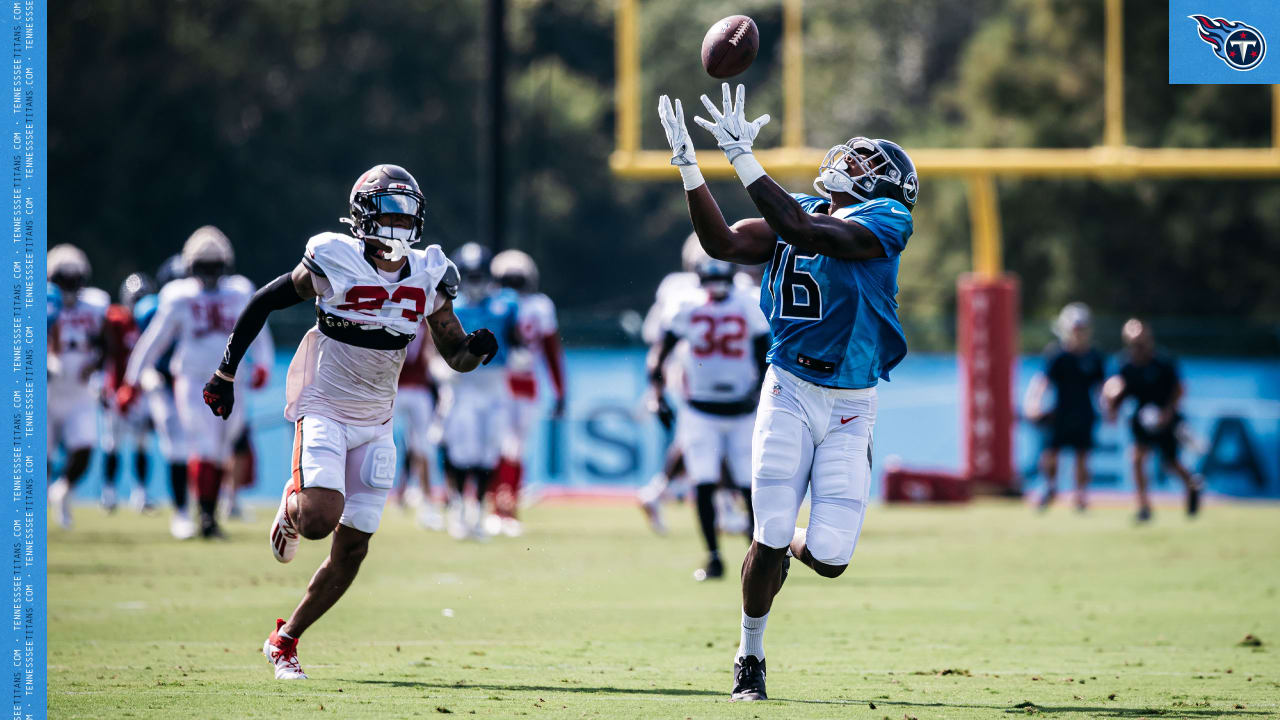 Tennessee Titans' Kristian Fulton grabs 1-handed INT in joint practice