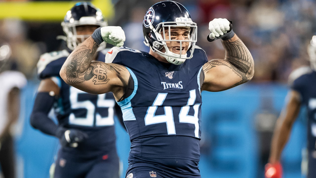 Titans Agree to Terms With OLB Kamalei Correa