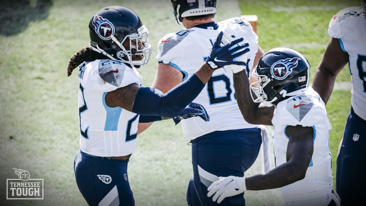 Tennessee Titans on X: Titans at Jaguars  Week 14 #TENvsJAX Game Photos  