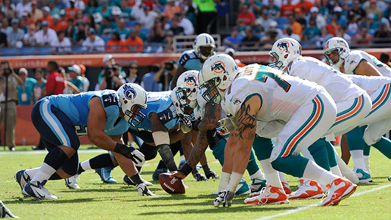 Tennessee Titans face Miami Dolphins at Nissan Stadium, Sunday