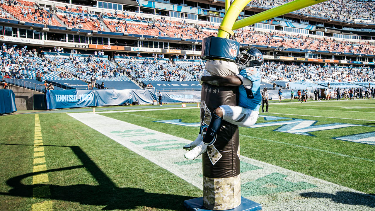 Tennessee Titans turn A.J. Brown throwing ball in stands into meme