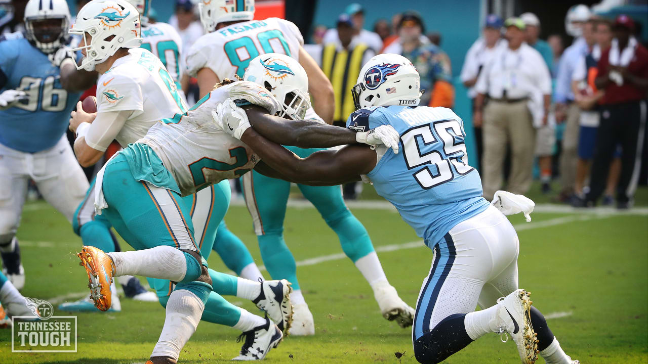 Miami Dolphins vs. Tennessee Titans: Live updates, NFL Week 17 score