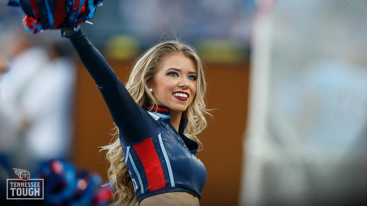 Titans Cheerleader Spotlight