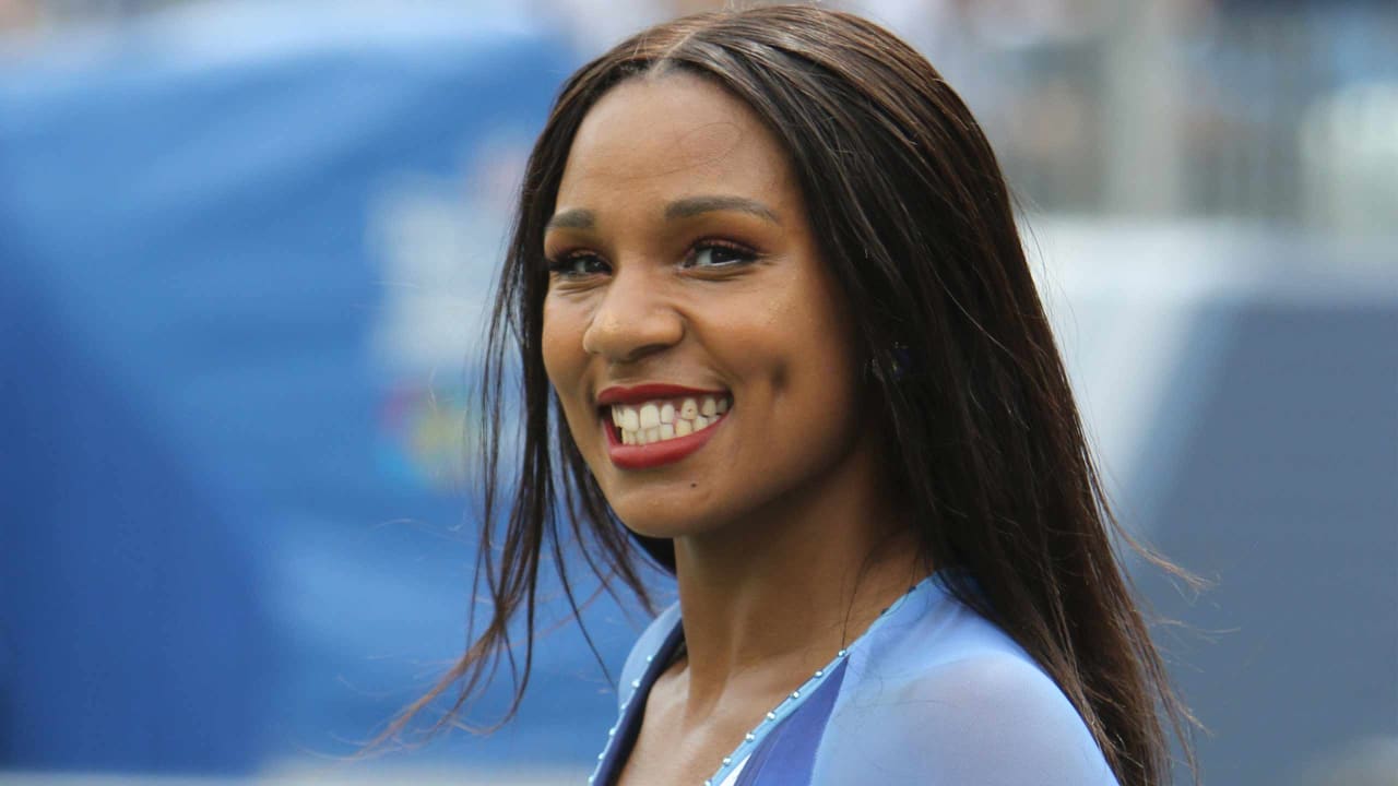 Titans Cheerleader Spotlight: Ja'Lyn