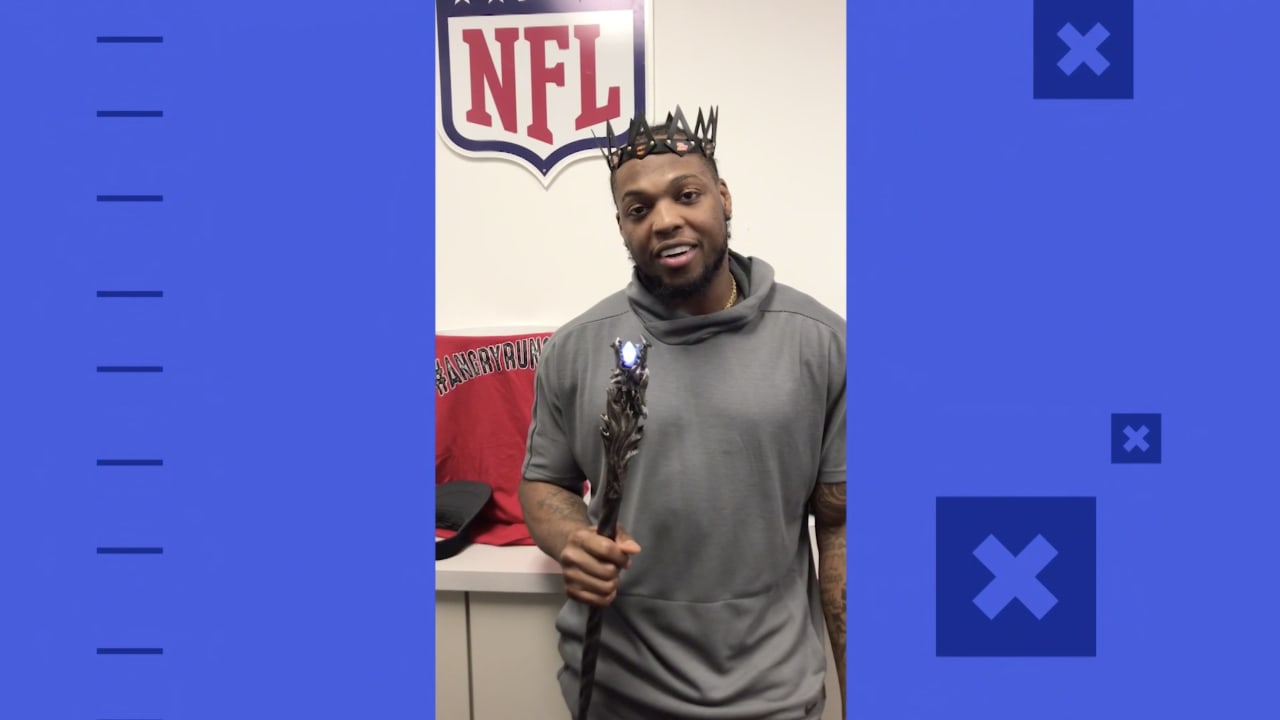 Derrick Henry Accepts Angry Runs Crown and Scepter
