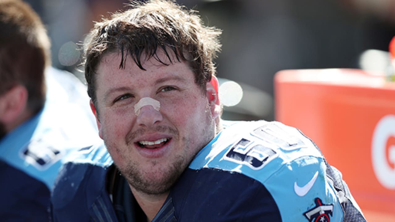 Titans center Ben Jones overcame traumatic childhood