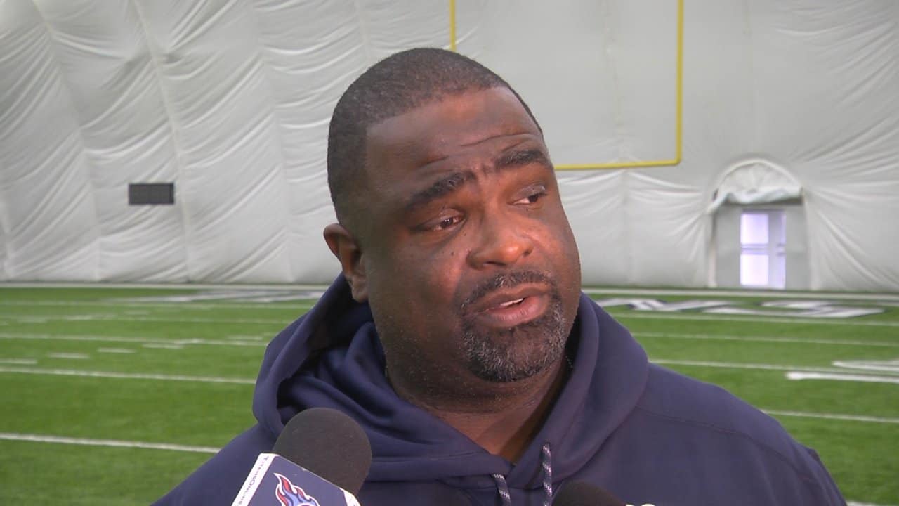 Vrabel giving assistant Terrell Williams chance as Titans' acting coach in  preseason opener - WBBJ TV