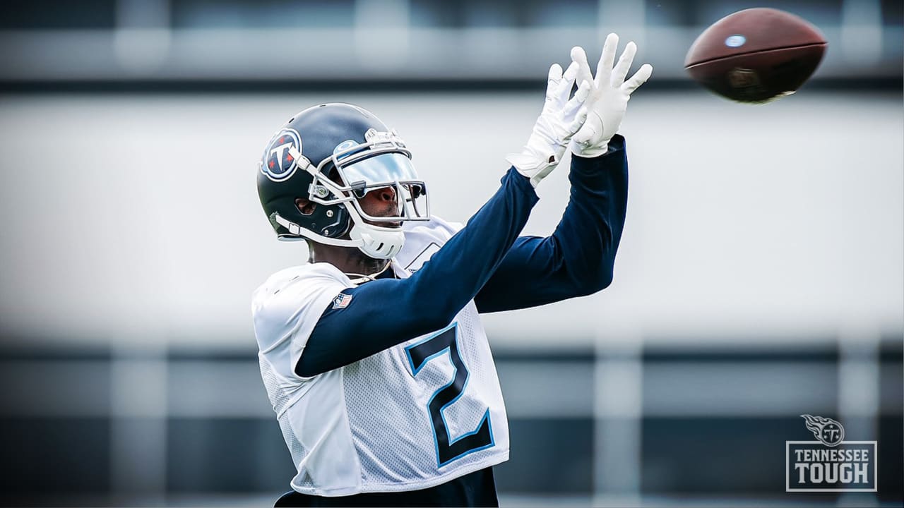 Observations From Thursday's Titans OTA, Which Included the Practice Field  Debut of WR Julio Jones