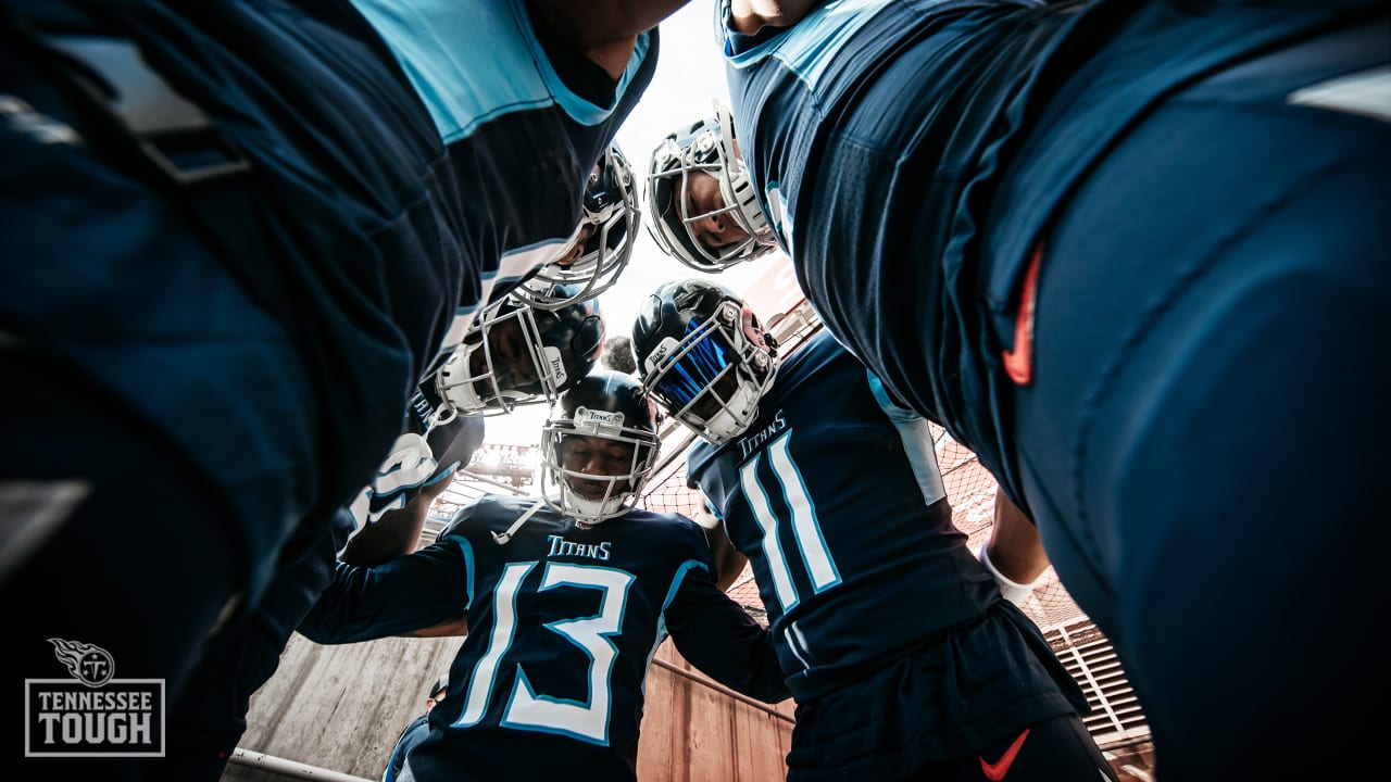 TENNESSEE TITANS GET NEW UNIFORMS AND HELMETS! AWESOME OR AWFUL??? 