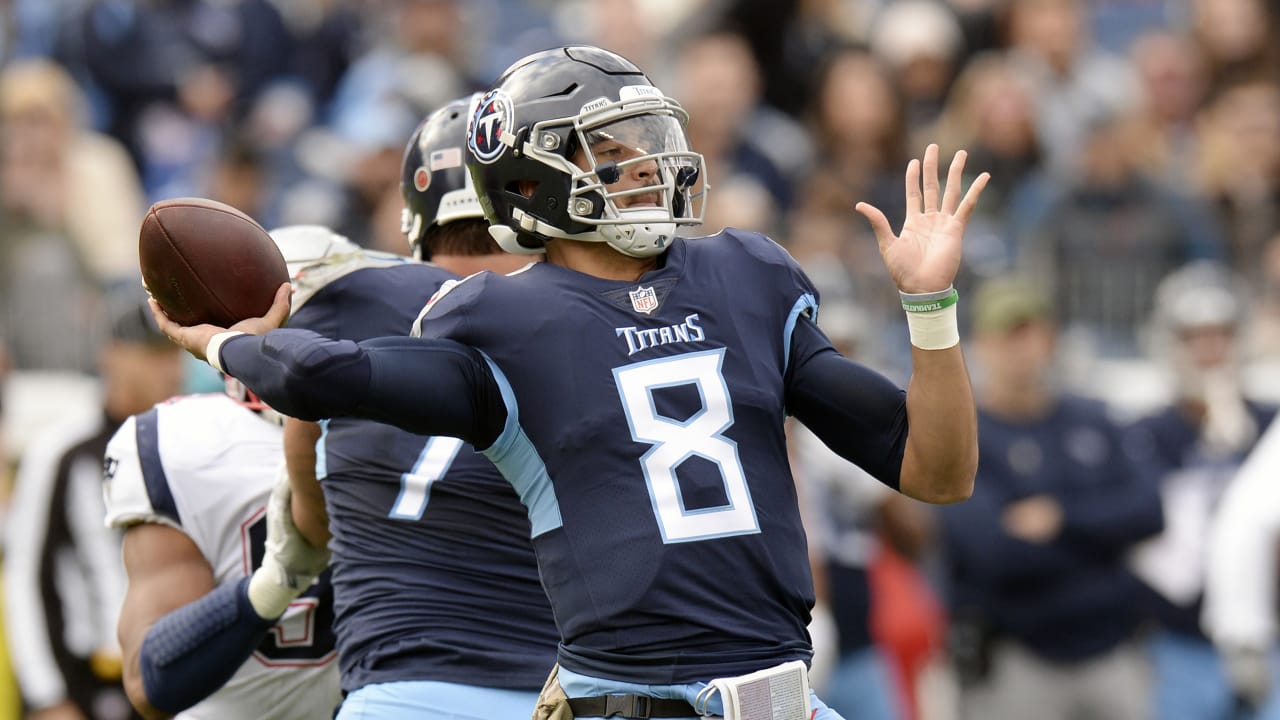 Tennessee Titans wide receiver Eric Decker (87) breaks down field against  New York Jets cornerback Juston Burris (32) during the second quarter of an  NFL football game, Saturday, Aug. 12, 2017, in …