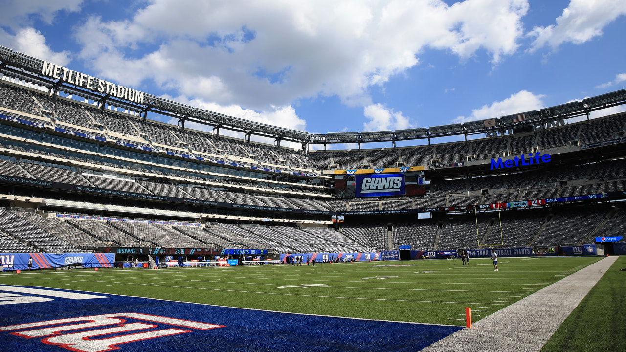 Giants game on Paramount+ streaming service