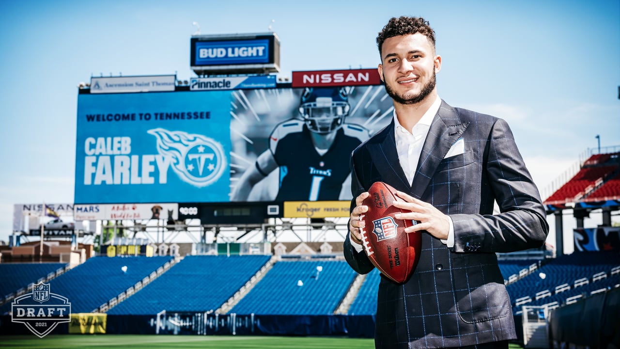 Caleb Farley 'Not Ready,' Won't Play at Atlanta - Sports Illustrated  Tennessee Titans News, Analysis and More