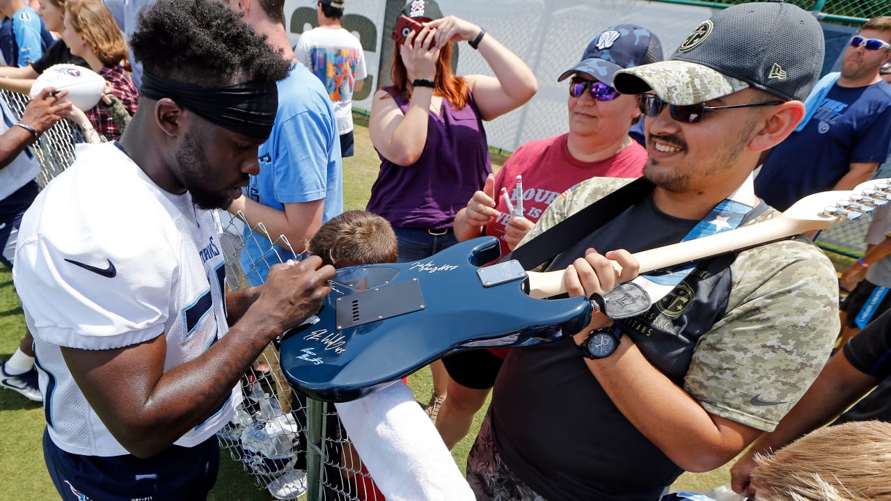 Fanlaws of Brian Dawkins return - Bleeding Green Nation