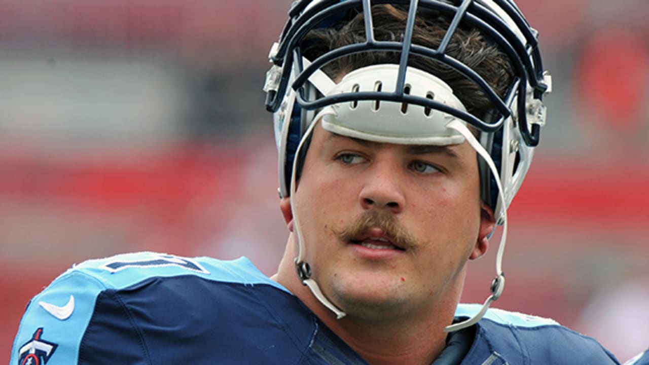 Titans OT Taylor Lewan Hints At Interest In Joining Steelers On