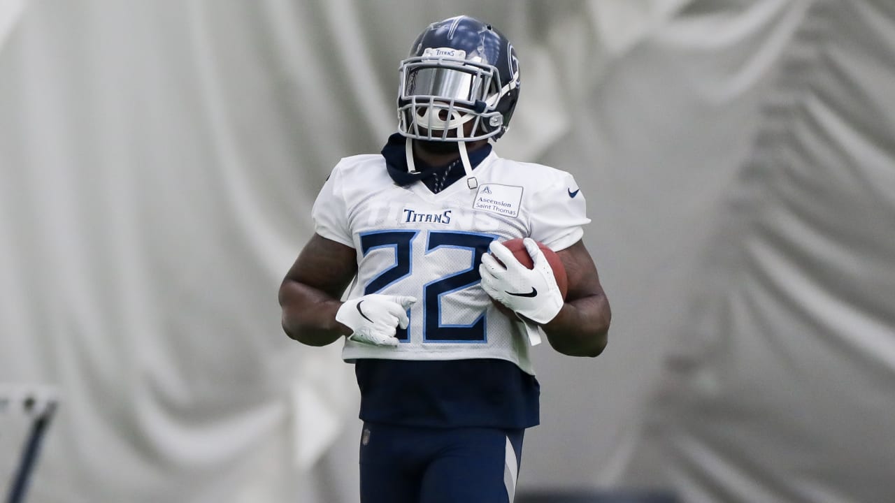 Titans star running back Derrick Henry cleared to practice