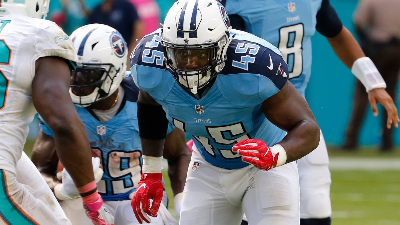 Tennessee Titans release fullback Jalston Fowler 