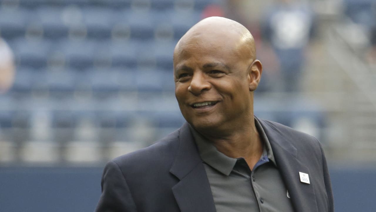 Hall of Famer Warren Moon was - Pro Football Hall of Fame