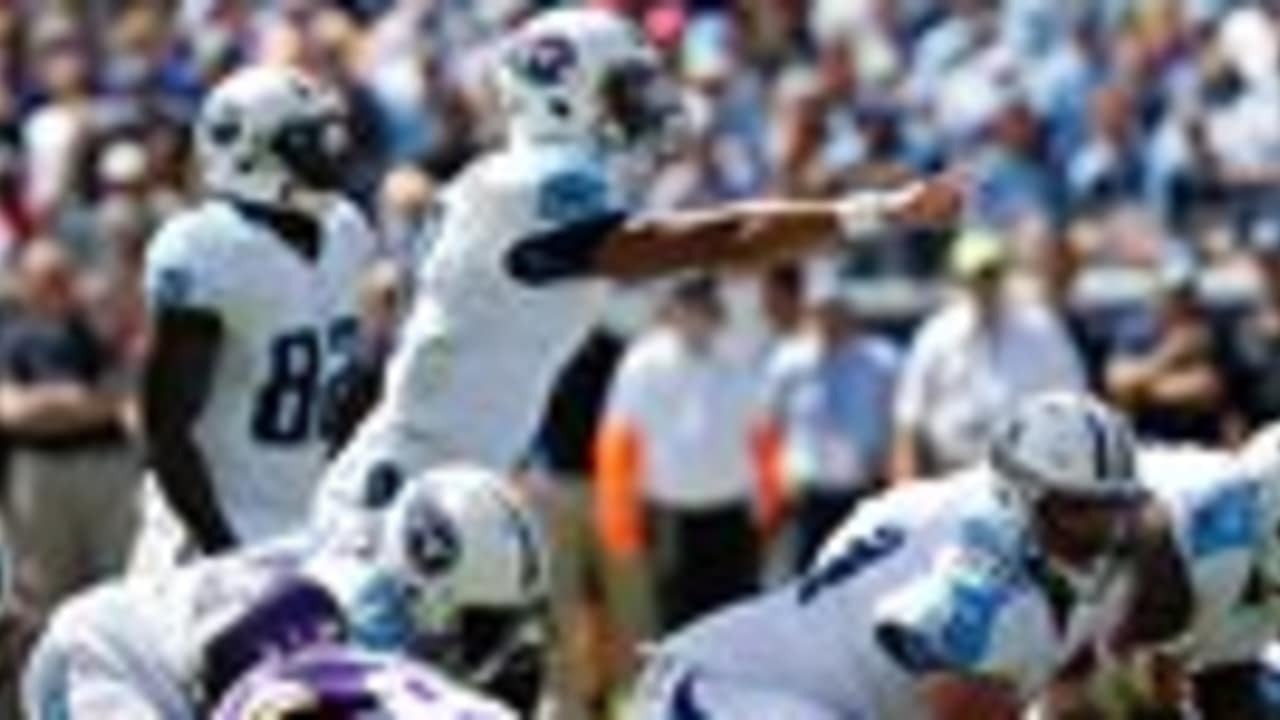 Tennessee Titans fans convert Marcus Mariota jersey to Adrian Peterson