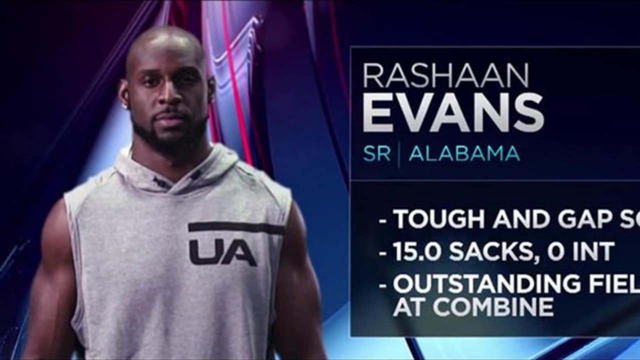 Watch: Falcons LB Rashaan Evans was mic'd up for Commanders game