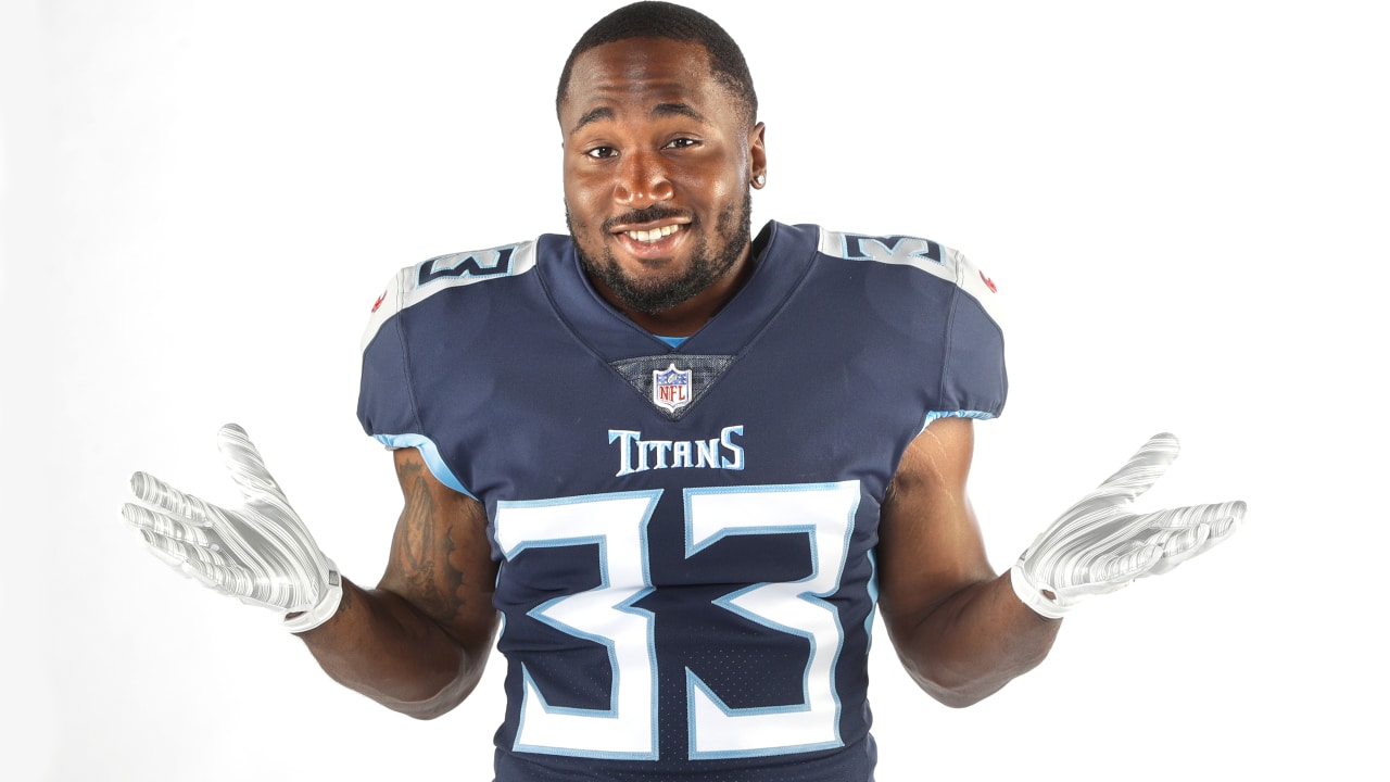 tennessee titans number 33