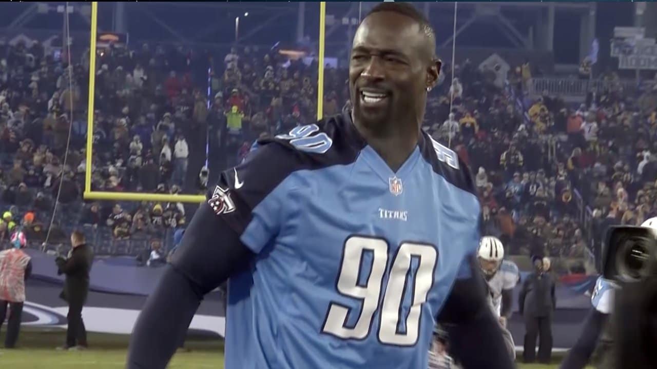 Former Titans DE Jevon Kearse Inducted Into Tennessee Sports Hall of Fame