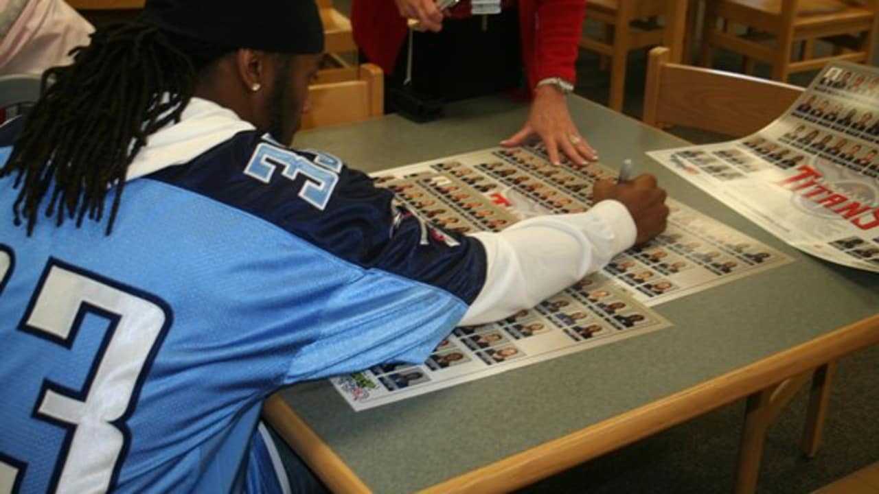 Griffin Visits Students at Croft Middle School