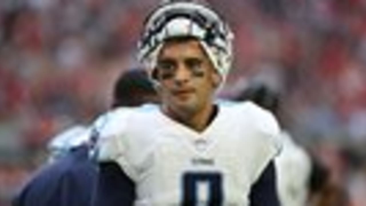 Marcus Mariota to have surgery for fractured right fibula