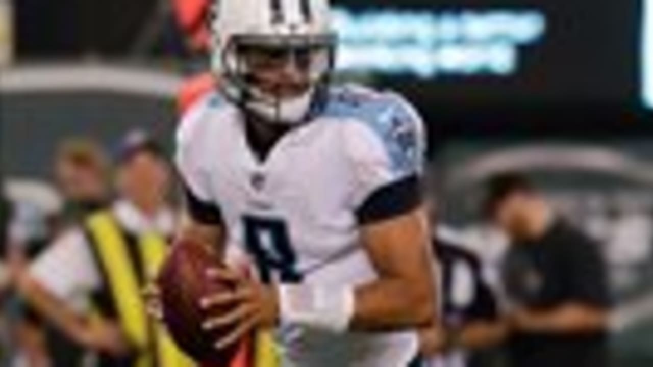 August 16, 2019, New York Giants quarterback Alex Tanney (3) in action  during the NFL preseason game between the Chicago Bears and the New York  Giants at MetLife Stadium in East Rutherford