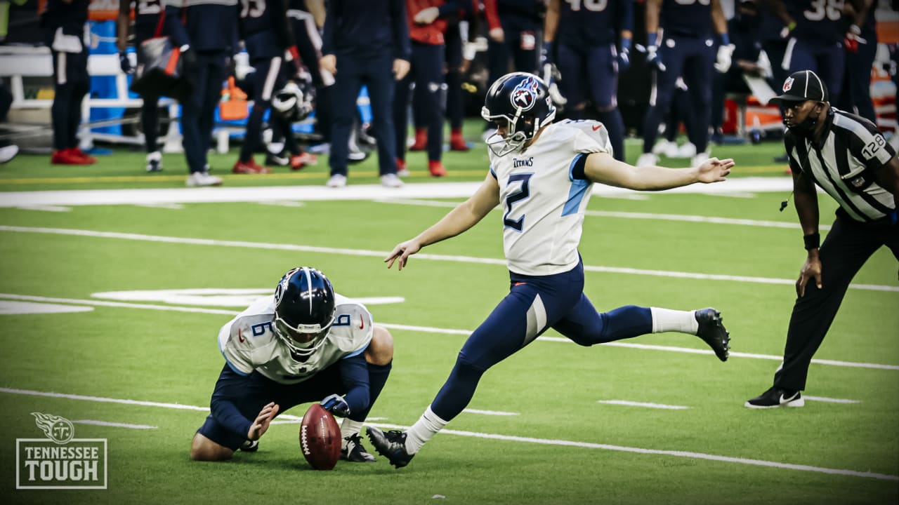 Clock ticking as the Tennessee Titans look for a new kicker once again -  The San Diego Union-Tribune