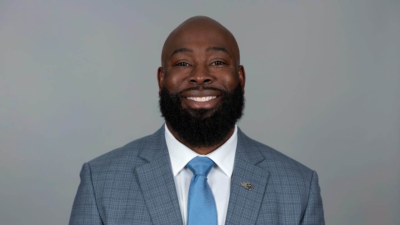 The Tennessee Titans are hiring Ran Carthon, the 49ers director of