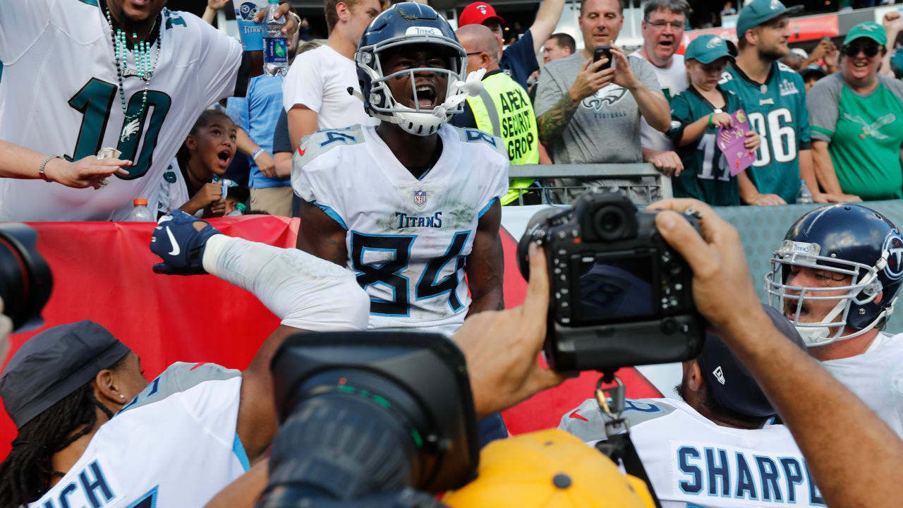 Titans 26, Eagles 23: Corey Davis has breakout game